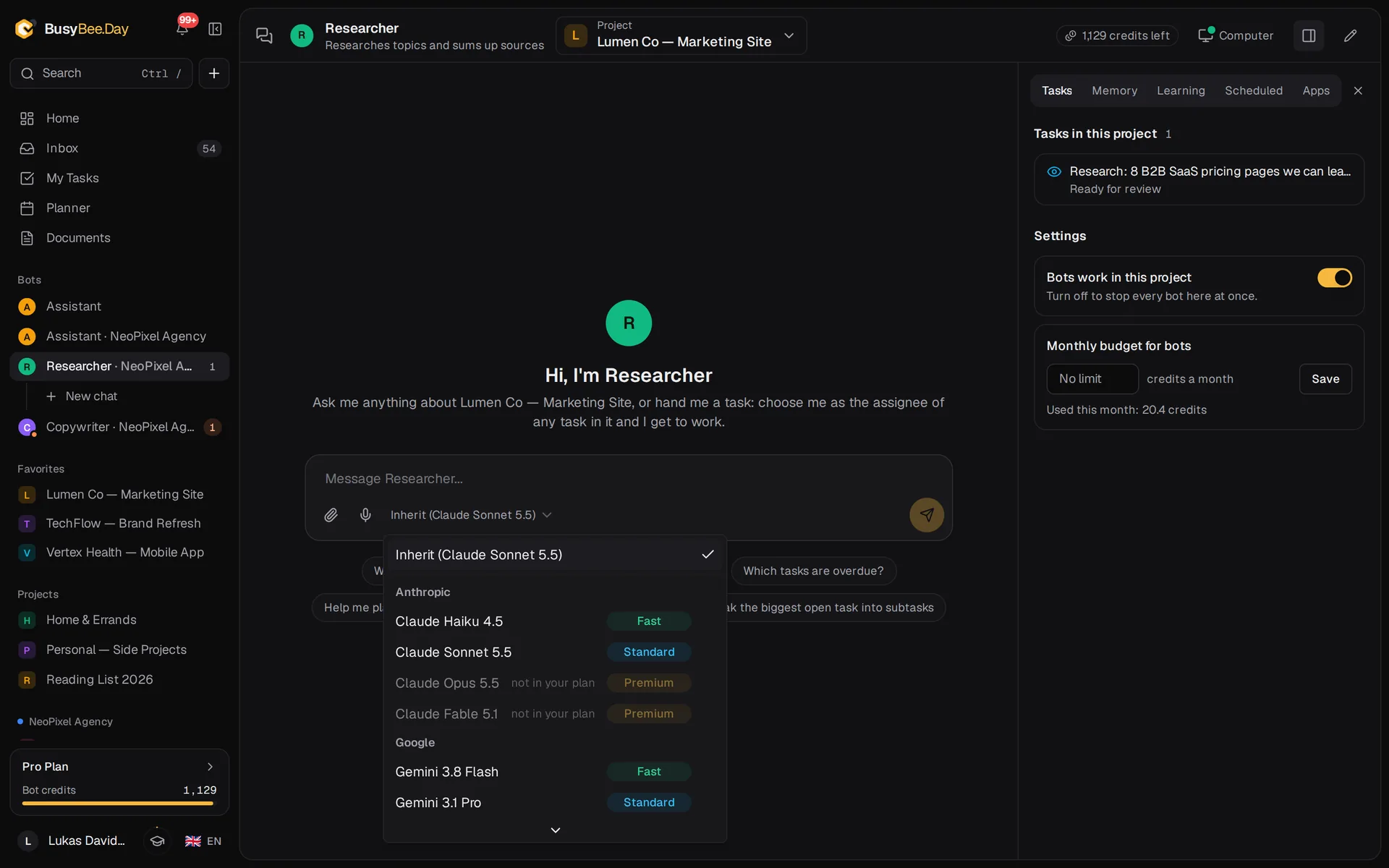 Il selettore del modello in una chat con un bot, con modelli veloci, standard e premium