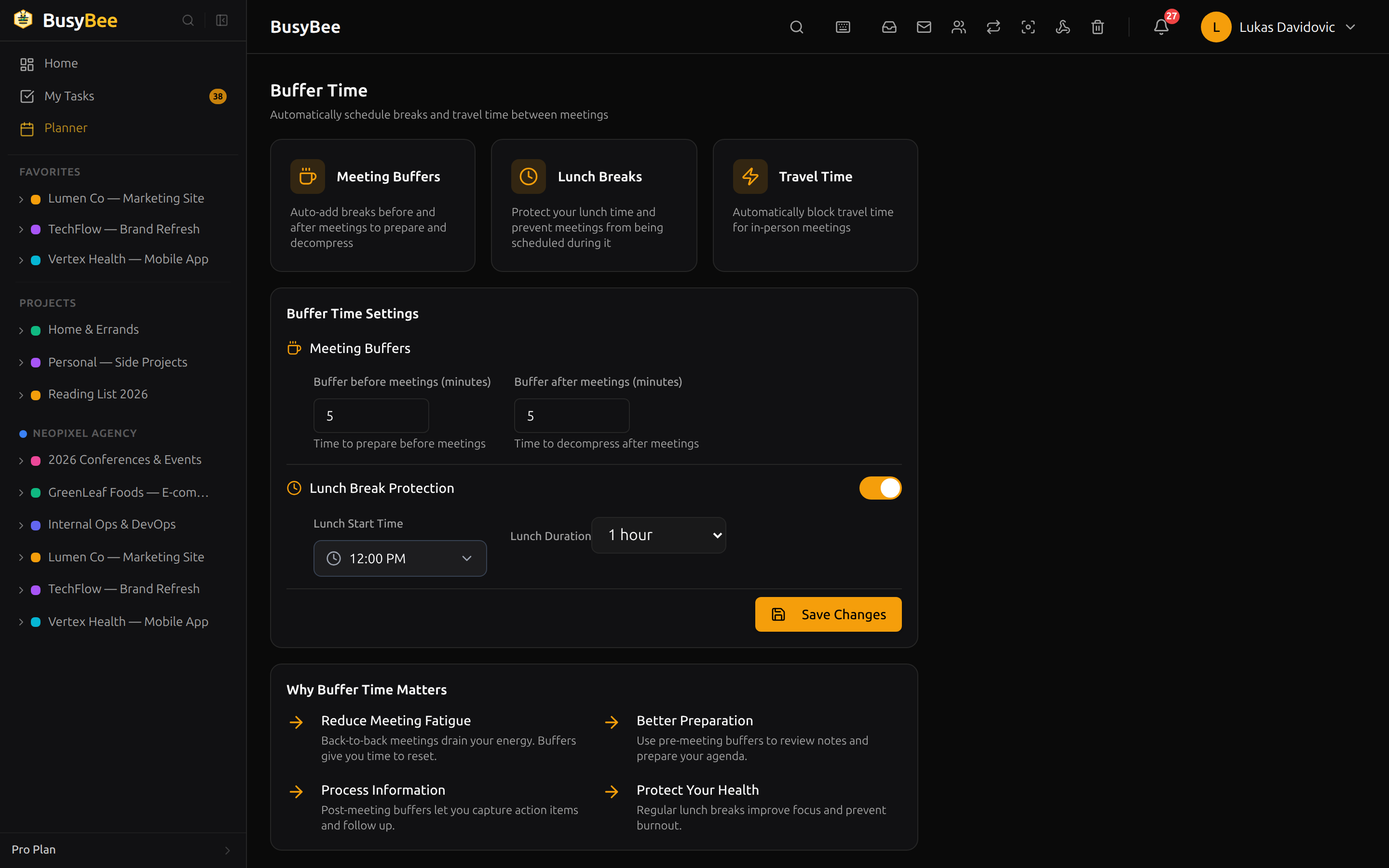 BusyBee.Day Buffer Time settings page showing pre/post-meeting buffer, protected lunch window, and travel time configuration